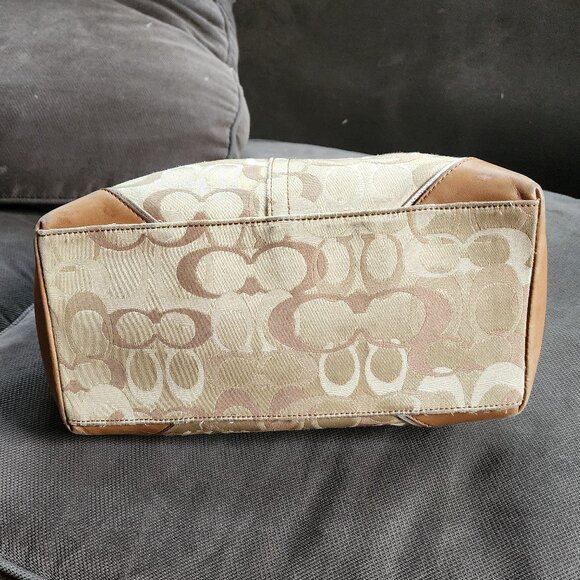 COACH Vintage D1093-F15667 Chelsea Optic C Tan/Brown Hobo Bag - Picture 12 of 16